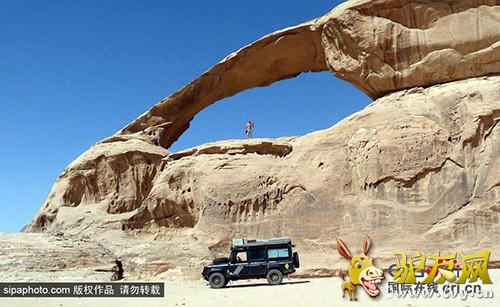 ͼΪԼ�����ߵ���ķ��