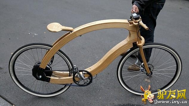 ������11��21�յ�  ����ý�������¹���һ�����ʦ���շ�����һ�����綯���г������ͷǳ�ʱ��ǰ�������۸�ȴ�ߴ�3000ŷԪ��