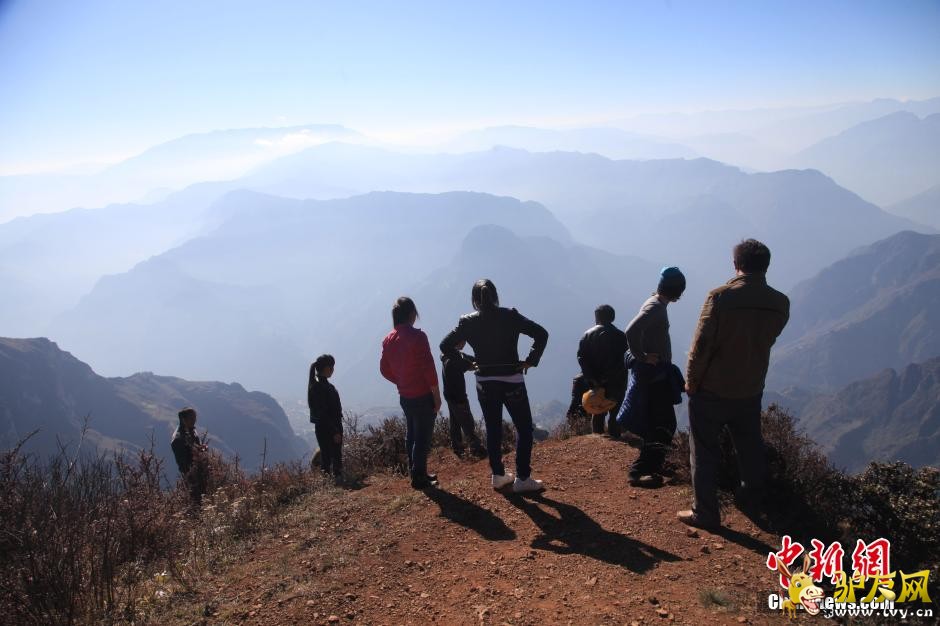 ������װ����Ա������ͨ�Է�(������ͼ)