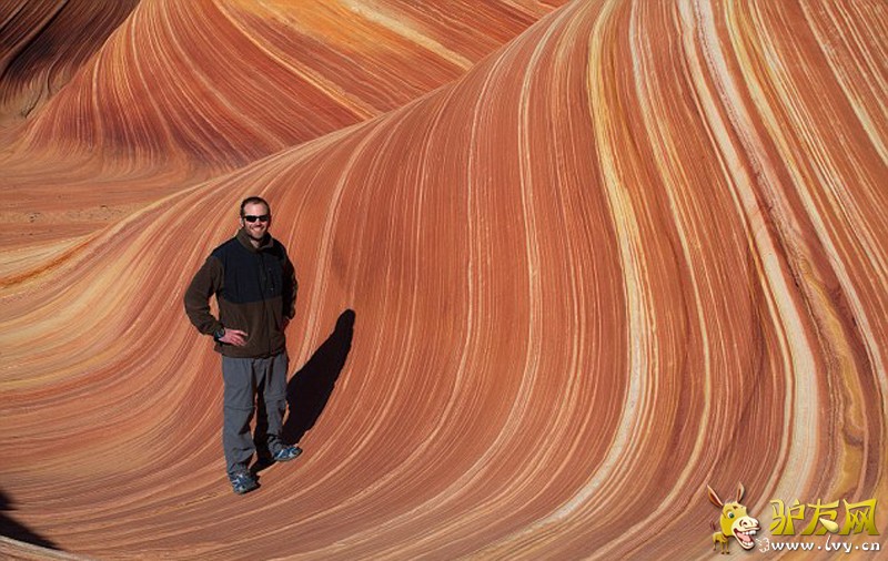 ��Щ���˾�̾����Ȼ�����������������ɣ����ɳĮ�У�����Ϊ��ʯ�ˡ����������1.9���ꡣ