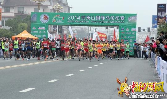 11��30�գ�2014����ɽ������������������������Ȼ���Ļ��Ų�������ɽ�������¡���֣��ʢ����