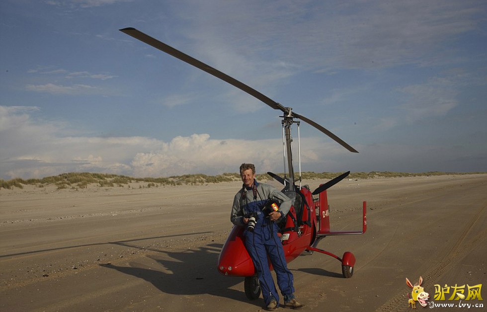 ������ʯ��԰���������⾵��Ȫ��������һ���������ϵĻ�ɽ����ҳ��ͼ