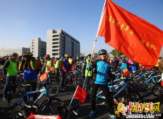 ��29������־Ը���ա��������Ϻ�?�ഺͬ�С����Ϻ��ո������������л�ں����ۺϽ�ͨ��Ŧ�����������Ľܡ���