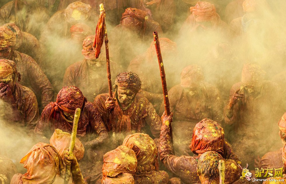 ��Ӱʦ����³����Լŵ�ڰ��嵺���㵽���ž�����Ƭ��һֻ������ʹ���㽶ҶΪ�Լ����ꡣ