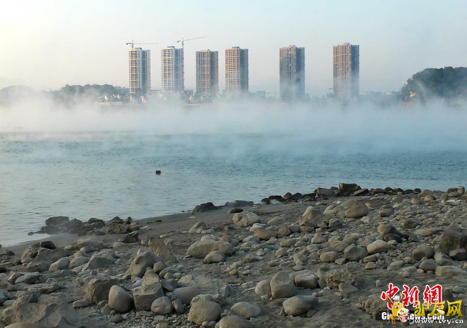 2014��12��17���峿�������˲�����������ˮ���������ɾ���������ר�ҽ��ܣ����������˲����ճ��ּ��罵������������ˮ�¸����������¡������緢 ������ ��