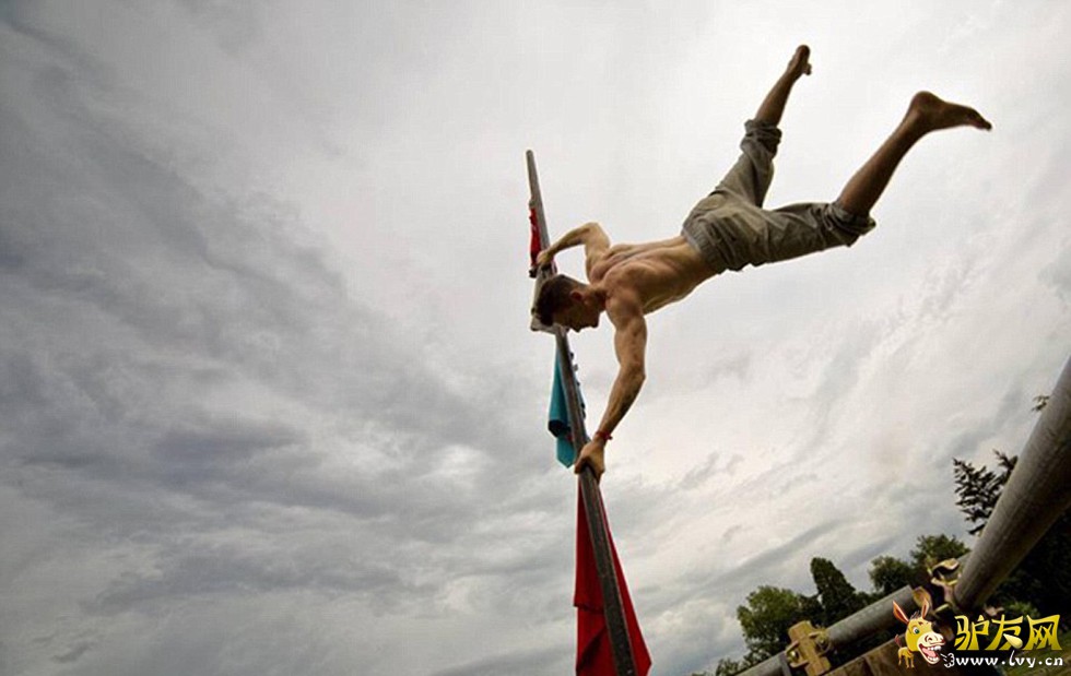 �����´ºš�֩�롱������ʥ��ҽԺ���ּܶ�������׶ؾ�ɫ����ҳ��ͼ