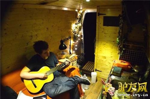 ��2014��3�¿�ʼ������ѷ��һֱ��������������Ϊ����������(Vandog)��С��������ͣͣ�������й����ύ���ѣ�ÿ��һ�ؾʹ�ı����