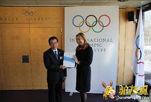 1��6�գ�����ʿ��ɣ���ʰ�ί���ܲ��˰ݵ���������������ί��ϯ���������г�����˳����ʰ�ί�������й�ϵ�����ΰ����صݽ�����챨�桷��