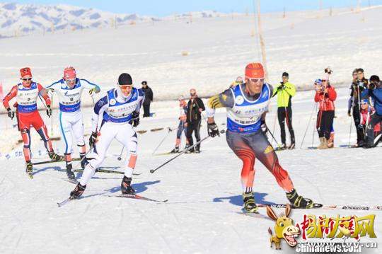 9�գ�����ѩ��ԽҰ��ѩ�й�Ѳ�������½���Դ��������Ļ��ͼΪѡ���ڼ��ѱ�ƴ�� ���ɸ� ��