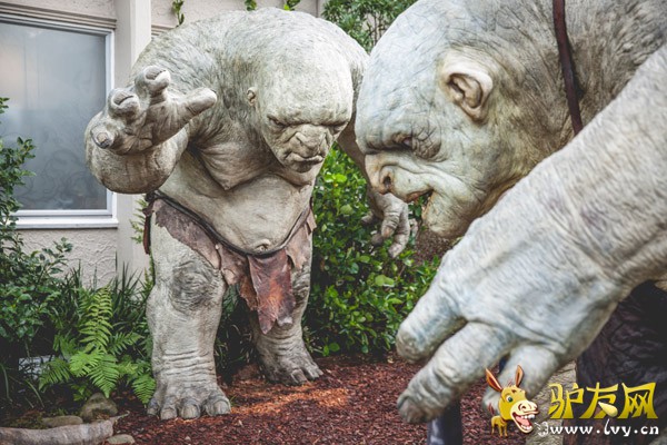 ��������������������ά�������ҵĻ���������˵����Ѩ���ˡ������ء���ķ��������������ά���������ڶ�������Ʒ�е�������עĿ��һС���֡�