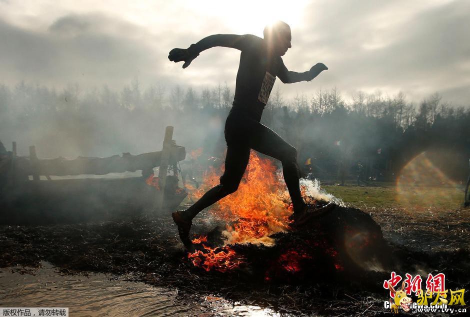 ����ʱ��2015��2��1�գ�Ӣ�����в��ض����¿�PertonС�������һ���Ϊ��������пᾺ�����ı�����Ӳ����ս��������ȫ�����ǧ����ս������Ұ�����ܣ������л�������������ѡ��������ϰ������������Ŀ����Ϊ������ҵ�Ｏ�ֽ�