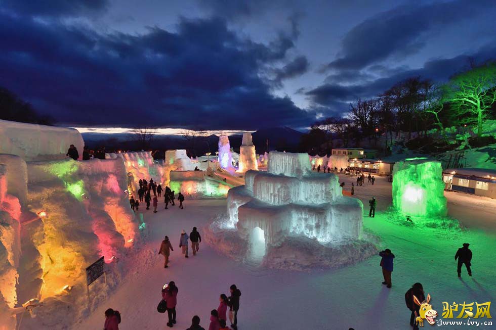 �ձ�����������ͳ���Ρ��T����ˮ�о���������ӭ���������ǵ�Oto��ѽڡ�����һ�죬��2000���ձ������ֳֻ�Ѵ�ɽ�ϵ�������������̤��538��̨�ף���ף���������