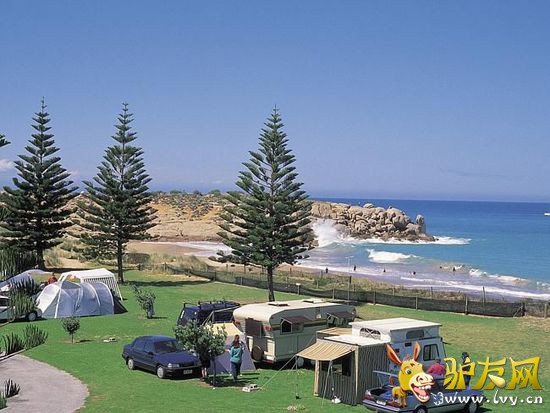 ���ٽ��ˣ��Ĵ�����8����Ѽ�ͥ���ε�