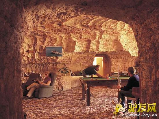 ���ٽ��ˣ��Ĵ�����8����Ѽ�ͥ���ε�