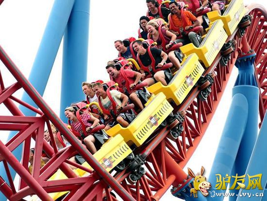 ���ٽ��ˣ��Ĵ�����8����Ѽ�ͥ���ε�