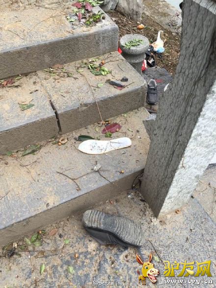 �������ֵ���ɽ����8�οͱ���ʯ���� 7������