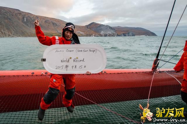 ¿���籱��9��16������ר����������Ĺ����Ŷ��ڱ���ʱ��16�����48�ּ�ʻ���й����ൺ���ŷ���������Ͽ���յ��ߣ���ʱ12��3����Сʱ�ᴩ������ʻ��̫ƽ�󣬺���Լ3240��������������һ�μ�ʻ������ȡ����ϡ��޲�����ʽ��Խ�������������������¼����д�����ຽ��ʷ���µ�Ѥ��ƪ�¡�